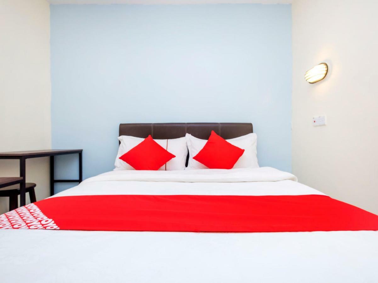 Super Oyo 494 Eg Hotel Johor Bahru Exterior photo